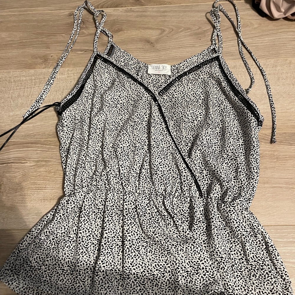 Patterned tank top
